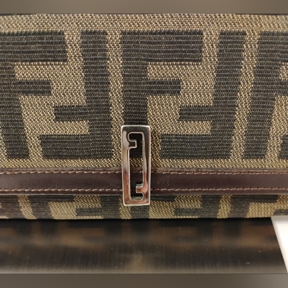 EUC Fendi Zucca Long Wallet w/Brown Leather Trim - Picture 3 of 8